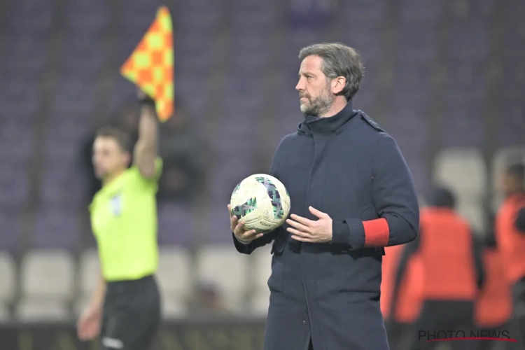 Après douze titularisations de rang : Charleroi perd un incontournable sur blessure, qui ne devrait pas revenir avant les Play-Offs