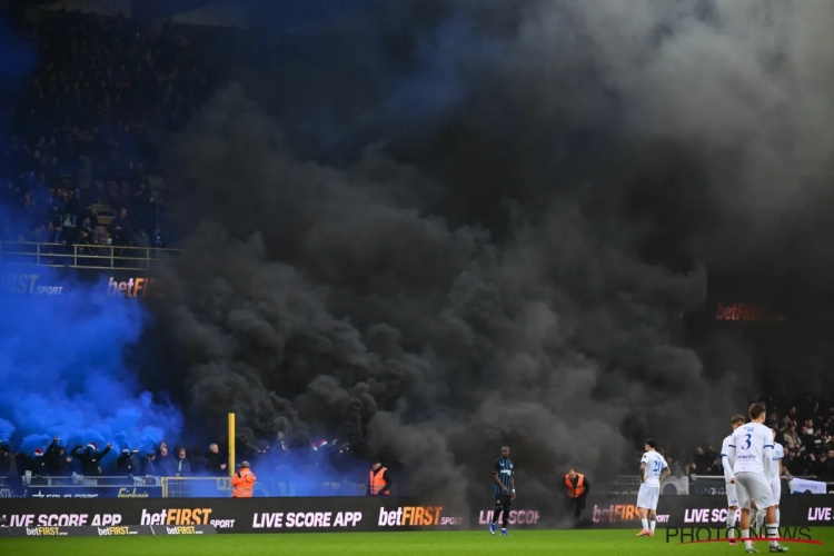 📷 Club Brugge-fans gooien enorme hoeveelheid rookbommen... maar die missen effect