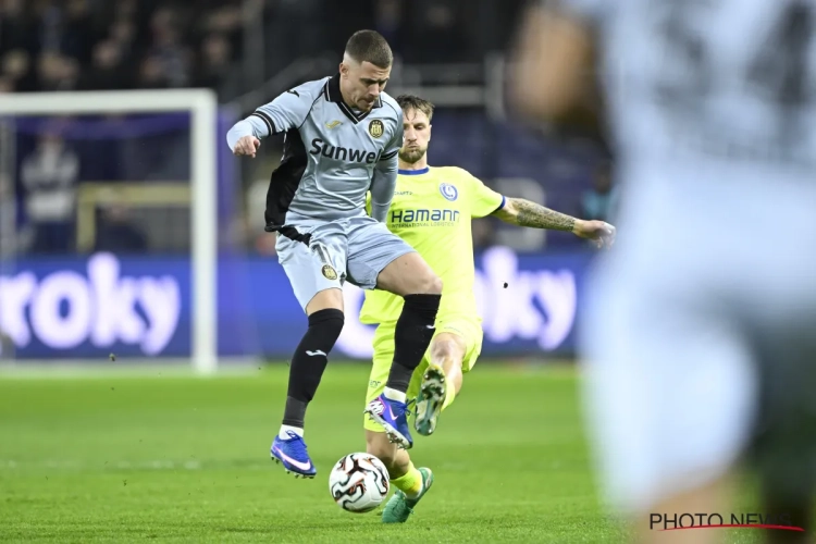 📷 RSC Anderlecht - KAA Gent begint met vertraging door opvallende reden