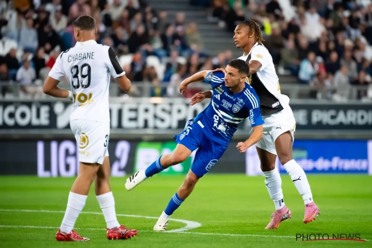 Le Standard de Liège s'intéresse à un défenseur... mais il y a un gros souci