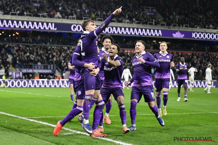 Anderlecht zo goed als zeker van Champions' Play-offs: topschutter Hazard en Cvetkovic trekken het recht