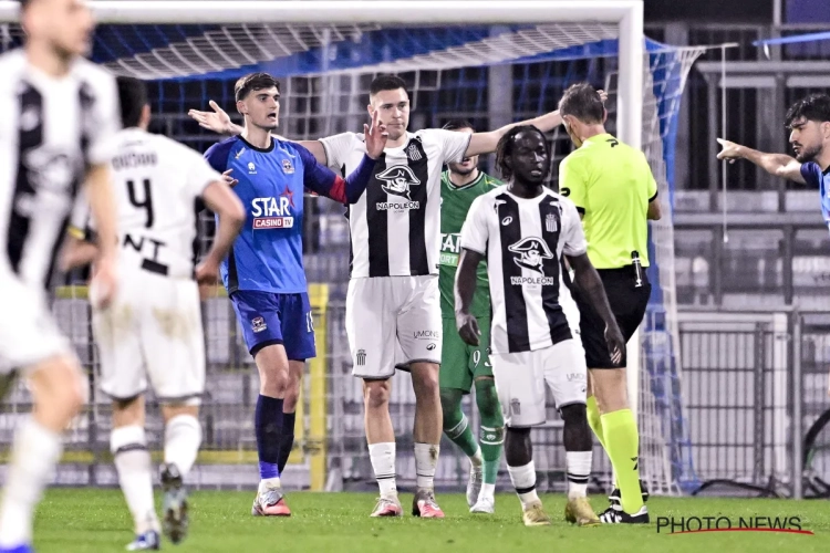 Dender en Charleroi delen de punten in aangename partij