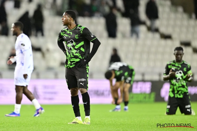 🎥 Beelden roepen vragen op: werd Cercle Brugge benadeeld tegen La Louvière?