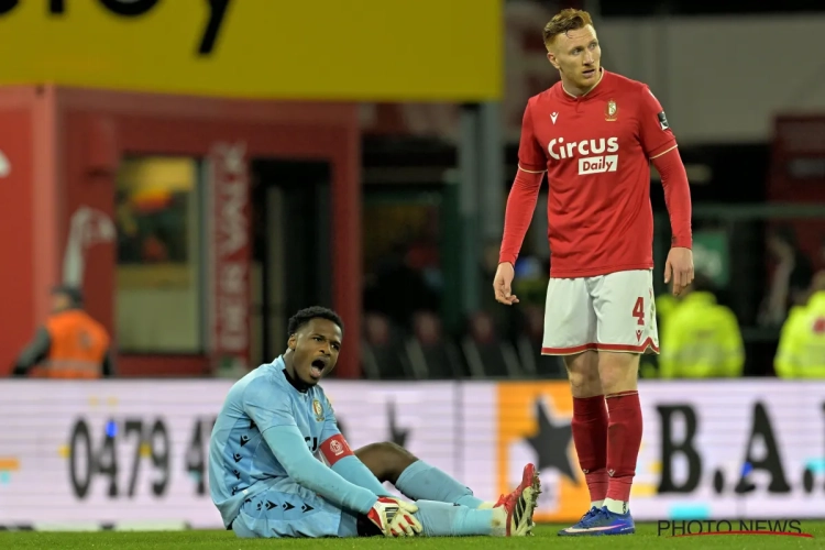 Ceci n'est pas du football : au bout de l'ennui, le Standard partage et peut remercier Matthieu Epolo