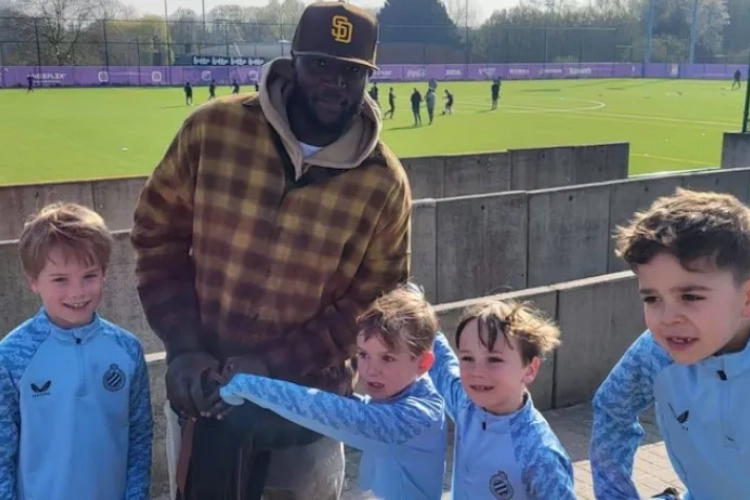 Hoog bezoek vandaag in het Lotto Park? Romelu Lukaku doet fans hopen