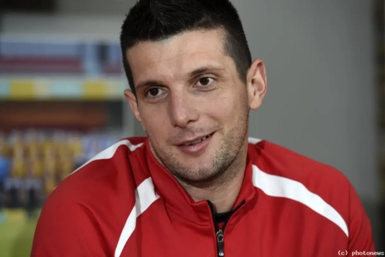 Goalgetter én international die KV Mechelen moet redden, charmeert al meteen: "Mijn Engels is niet zo goed, ik wil vooral spreken op het veld"