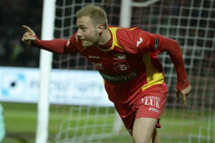 Depoitre is terug als voetballer: "Terugkeer doet lastige tijd vergeten"