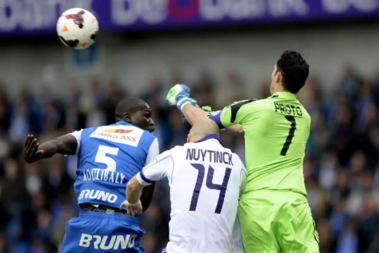 Zet Anderlecht straks Standard en Club onder druk?