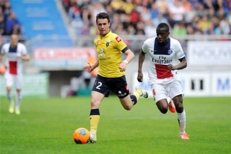 Standard laat oog vallen op Fransman waar ook Arsenal naar hengelt