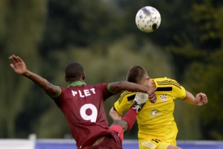 Ondanks 'tolk' Isci rood voor Plet: "Neem het mezelf kwalijk"