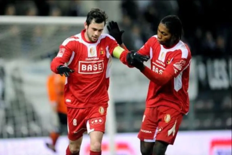 "Standard denkt aan Defour én Mbokani"