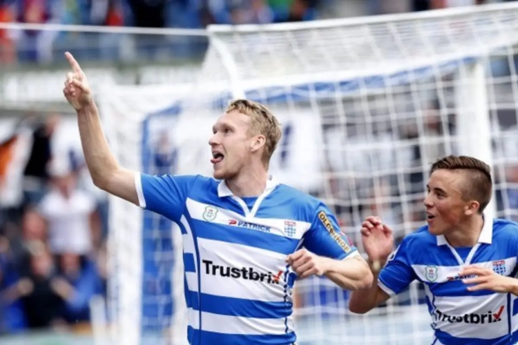 PEC haalt uit, Twente verliest