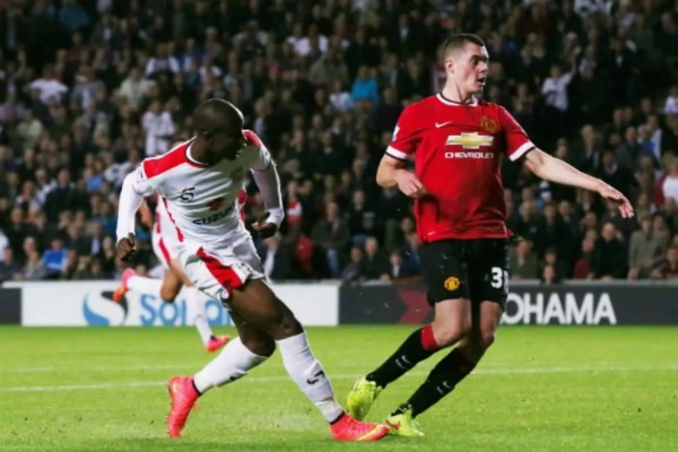 Blamage van het jaar: MK Dons (wie?) - Manchester United 4-0