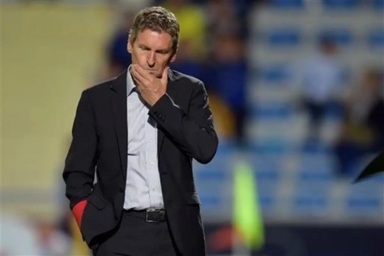 Dury aangeslagen: "Niet over play-off 1 spreken"