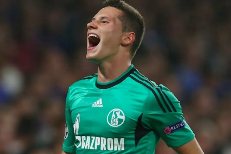 Draxler gidst Schalke 04 voorbij Hertha Berlijn