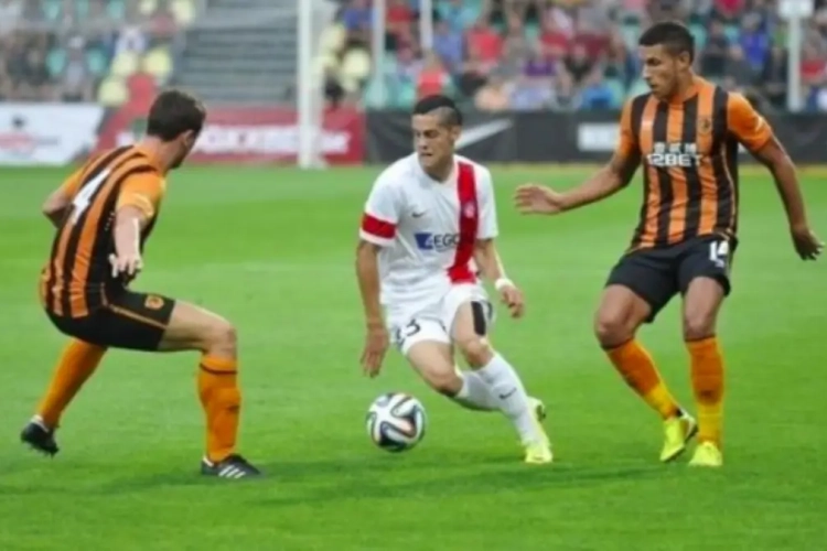 Bosnisch international voor vroege Buffalo's