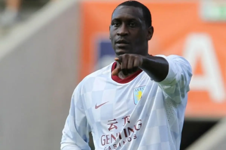 30.000 mensen in het stadion die racistische apengeluiden maken, Emile Heskey maakte het mee