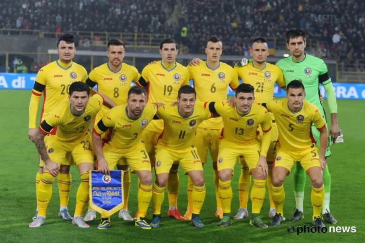 Opvallend: Roemenië niet met rugnummers, maar met rekensommen op de rug