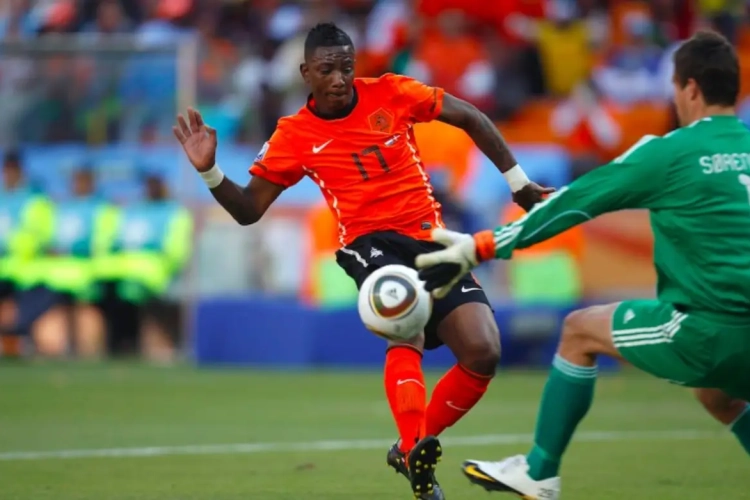 Feyenoord-speler gaat Legear achterna: een tattoo... met een gênante schrijffout